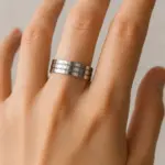 Üçlü Gümüş Şerit Çelik Yüzük (19 Beden)