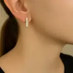 Çelik Dikdörtgen Taşlı Küpe