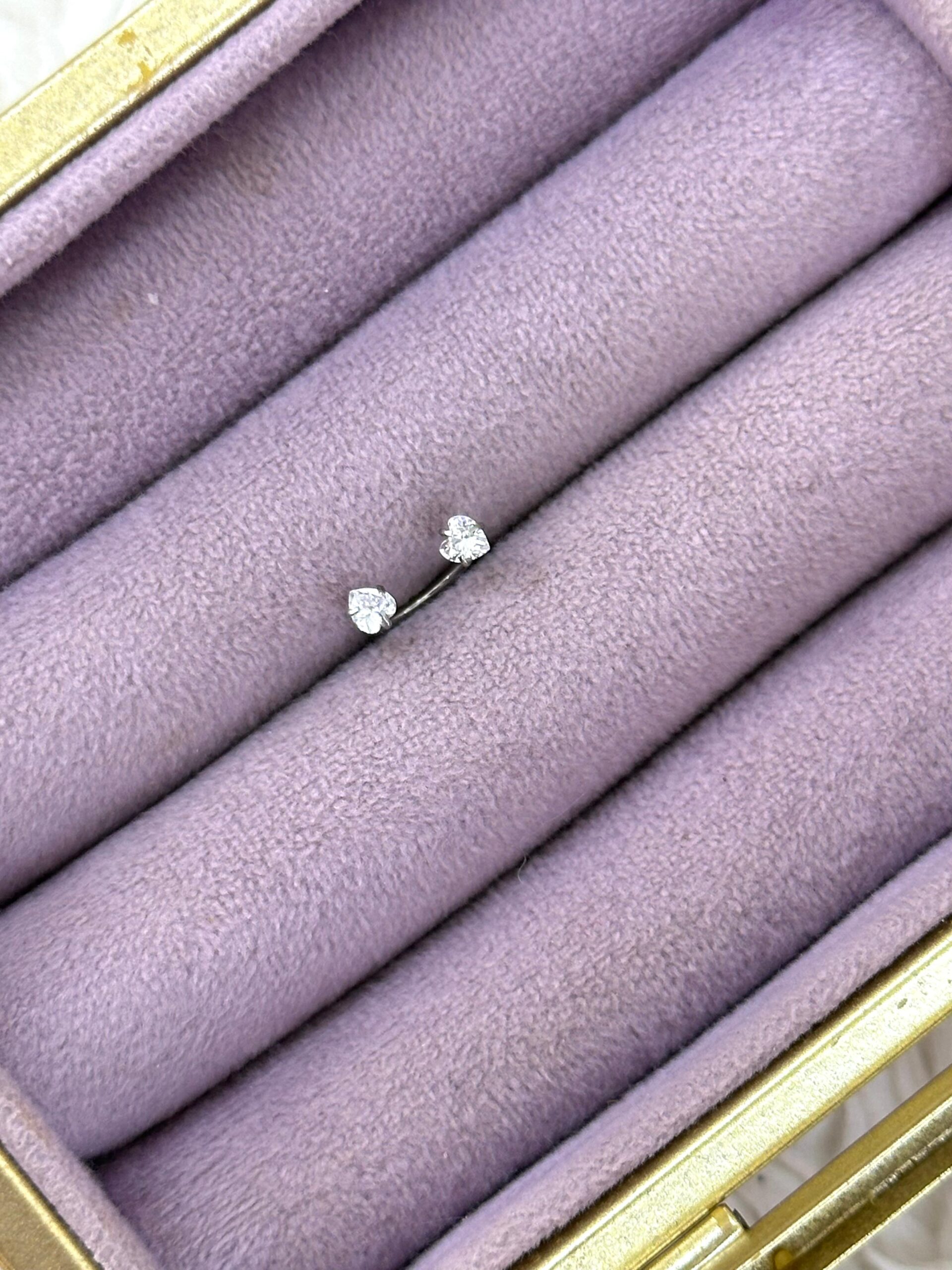 3a18ee58-4435-4371-86a3-c85e9e6a3aa1.jpg İkiz Kalp Kavis – Çelik Zirkon Barbell Piercing - Görsel 1