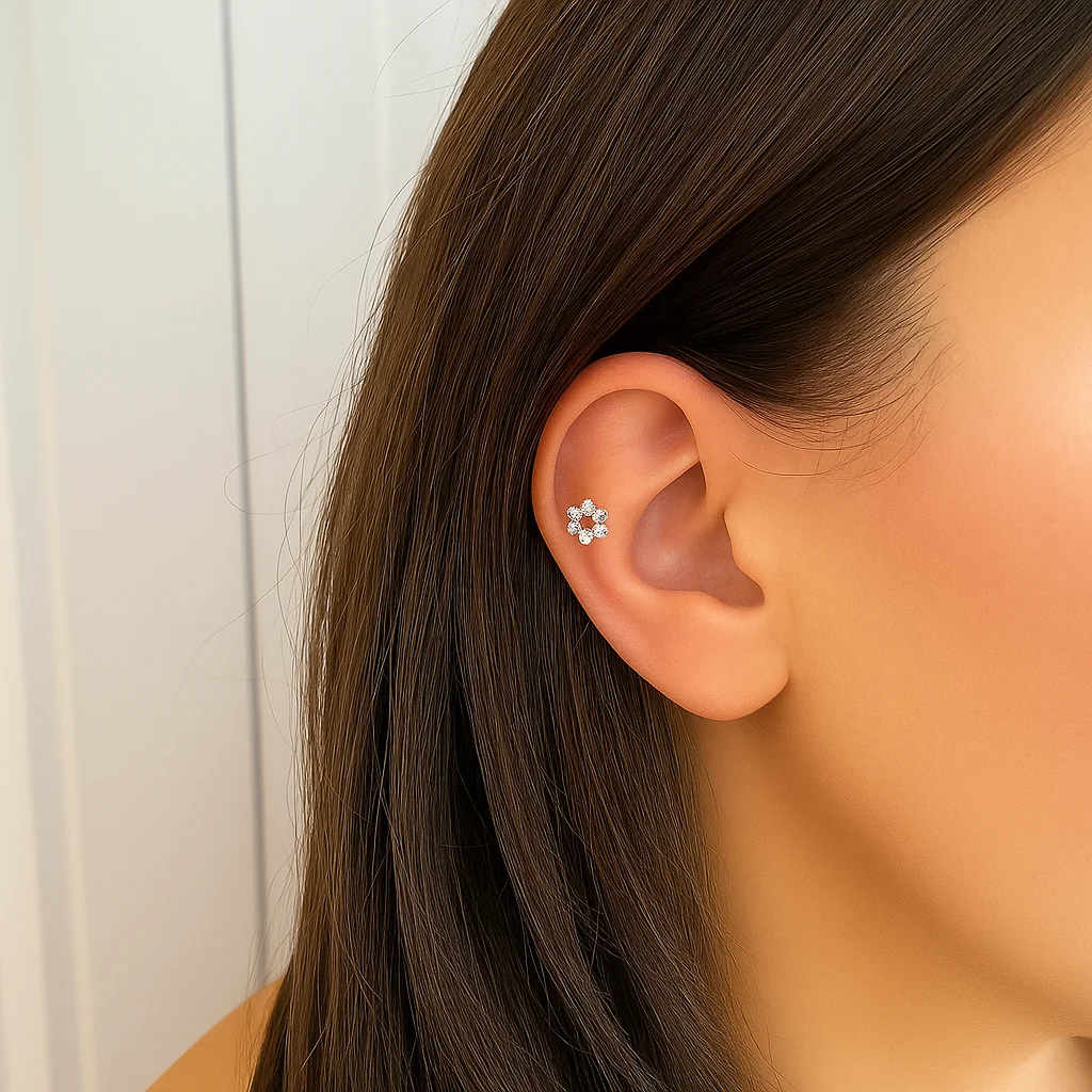 4d87d839-39e5-4a5b-9982-d810f5fcc223.webp Kristal Çiçek Çelik Piercing - Görsel 1