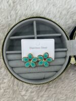 Turkuaz Çiçek Model Küpe - Görsel 3