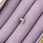 Çiçek Motifli Çelik Piercing