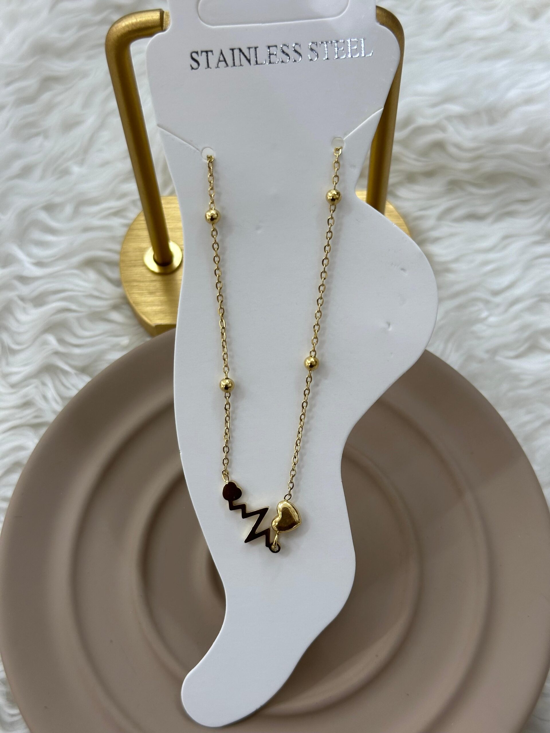 5c9d6455-a7ae-45e1-a70b-ad6ca0a32532.jpg Kalp ve Zigzag Figürlü Çelik Halhal - Görsel 1