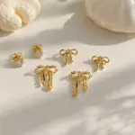 3’lü Gold Renk Taşlı Fiyonk Küpe Seti - Görsel 2