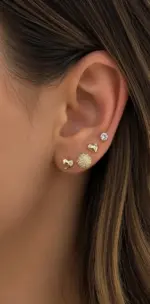 3’lü Gold Kalp ve Taşlı Küpe Seti