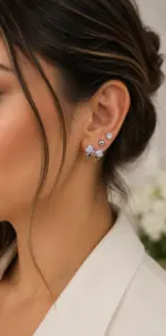 Silver Renk Fiyonk Figürlü Zirkon Taşlı 6'lı Küpe Seti