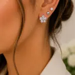 Silver Renk Çiçek Figürlü Zirkon Taşlı 6'lı Küpe Seti
