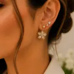 Gold Renk Çiçek Figürlü Zirkon Taşlı 6'lı Küpe Seti