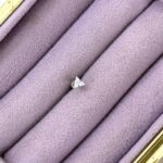 Üçgen Işıltı Zirkon Çelik Piercing