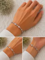 Kare Taş Detaylı Silver Zincir Bileklik