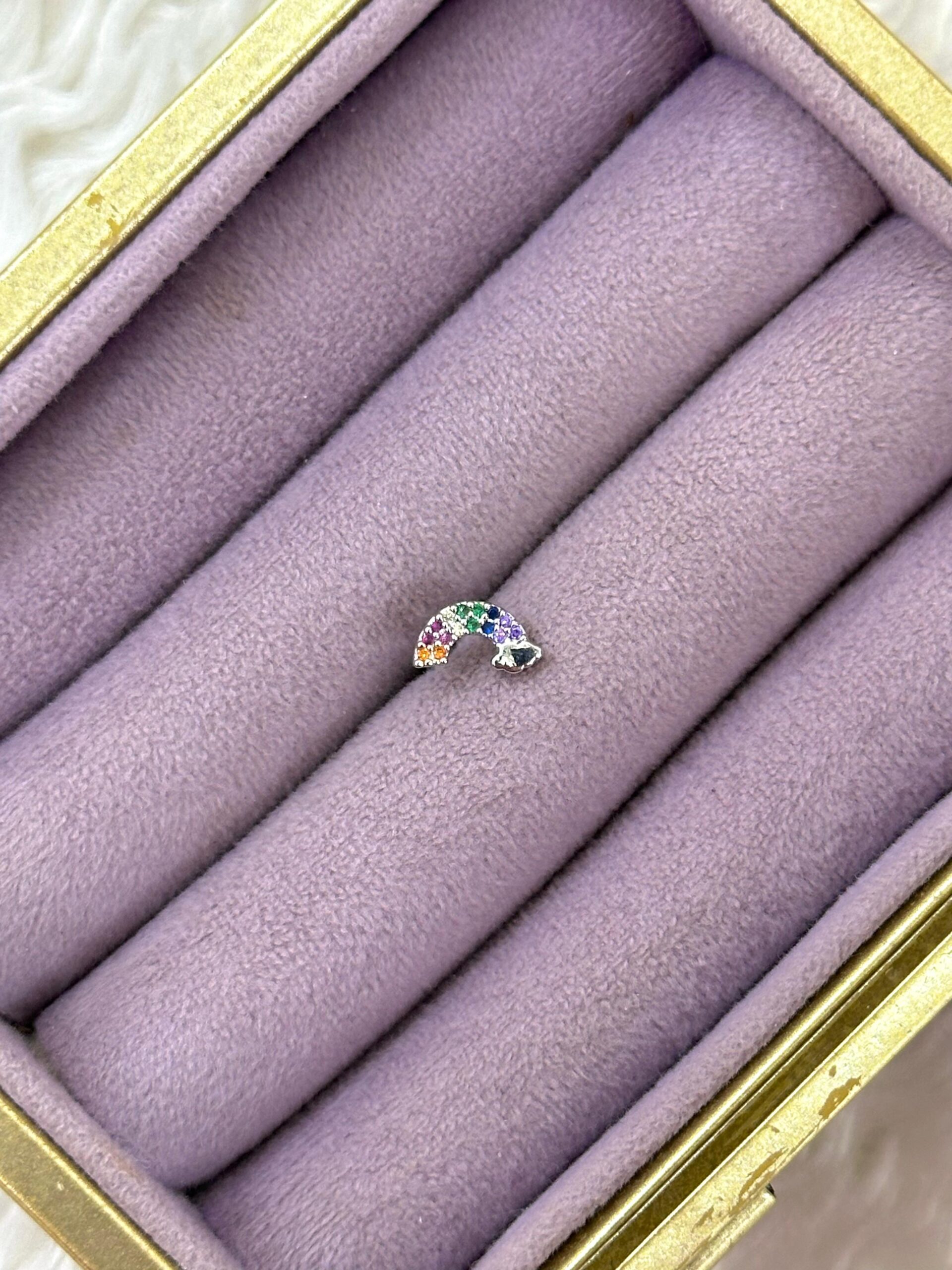 b4e2ad0a-af61-4a8f-9b45-6dd8f3c593ed.jpg Gökkuşağı & Yıldız Çelik Piercing - Görsel 1