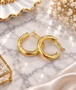 Gold Dokulu Bombeli Küçük Boy Halka Küpe - Görsel 2