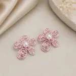 İnci Detaylı Pembe Çiçek Figürlü Küpe - Görsel 2