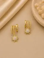 Güneş Figürlü Taşlı Gold Renk Sallantılı Küpe - Görsel 2