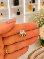 Gold Renk Kalp Taşlı Ear Cuff