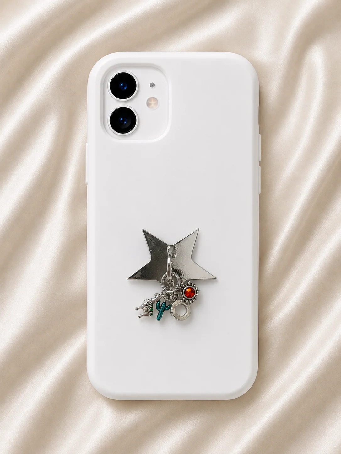 chatgpt-image-17-agu-2026-21-02-38.webp Yıldız Detaylı Telefon Charm - Görsel 1