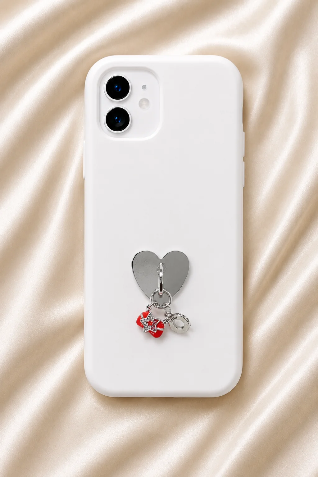 chatgpt-image-17-agu-2026-21-16-59.webp Kalp Detaylı Yıldız Figürlü Telefon Charm - Görsel 1