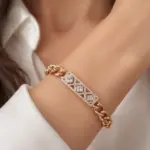 Rose Zincir Detaylı Baget Taşlı Bileklik