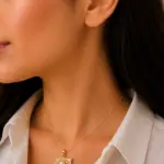 Gold Renk Ayçiçeği Figürlü Pembe Mineli İnci Detaylı Kolye