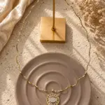Zirkon Taşlı Göz Figürlü Gold Renk Zincir Kolye