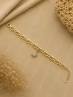 Gold Renk Taşlı Sallantılı Yıldız Figürlü Zincir Bileklik - Görsel 3