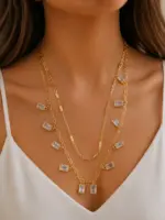 Gold Renk Çoklu Zincir Baget Taşlı Kolye