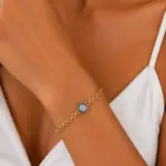 Taşlı Nazar Boncuklu Gold Renk Zincir Bileklik
