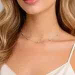 Gümüş Renk Top Detaylı Zarif Kolye