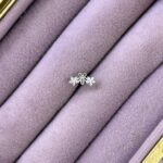 Fiyonk Çiçek Işıltı Çelik Piercing