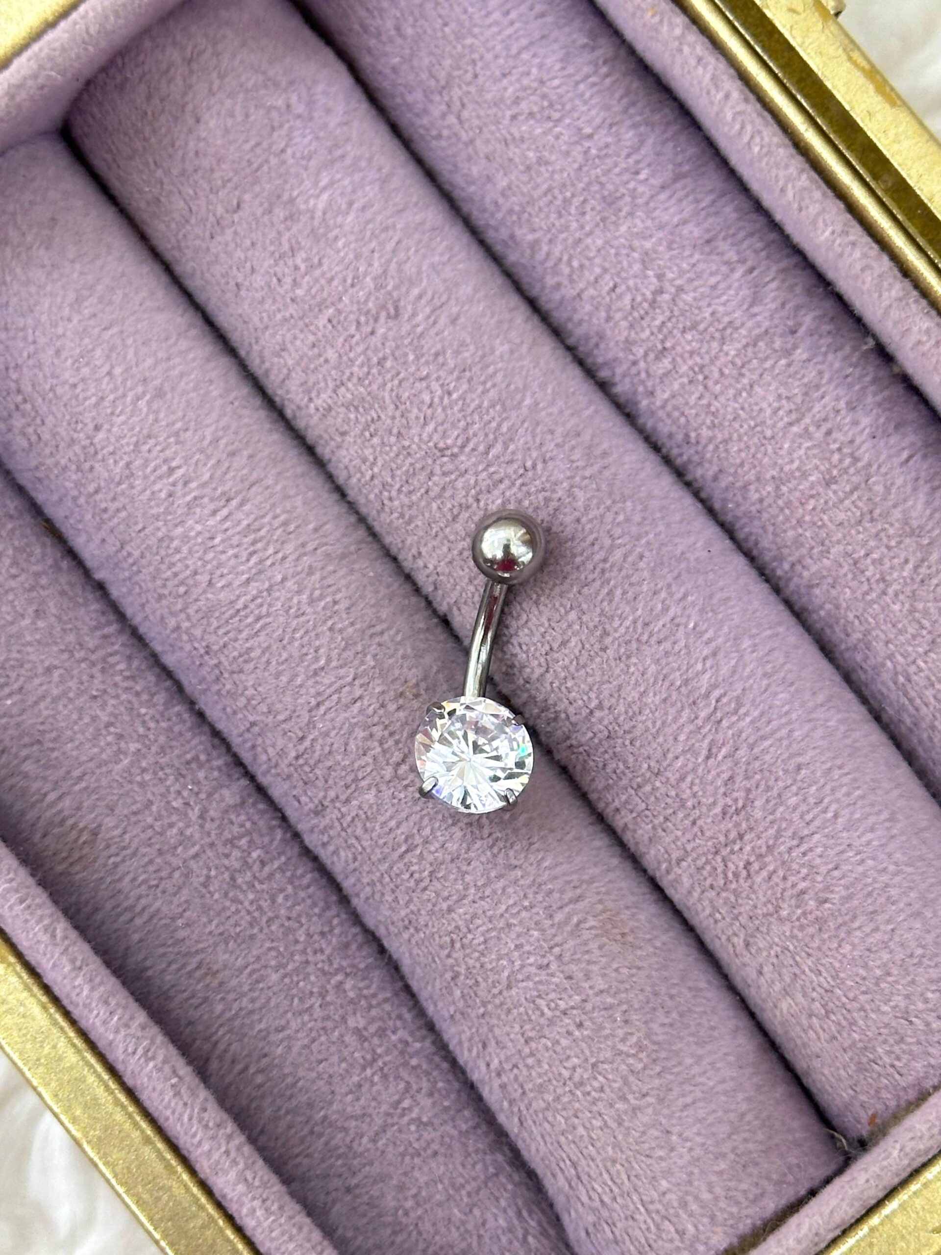 whatsapp-image-2025-09-04-at-09-4.jpg Tektaş Parıltı Çelik Göbek Piercing - Görsel 1