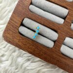 Mavi Sıralı Dört Top Piercing