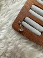 PARLAYAN YILDIZ KÜMESİ: ÜÇ TAŞLI YILDIZ PIERCING - Görsel 2