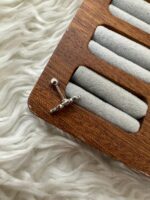 MÜKEMMEL DİZİLİM: SIRALI TAŞLI PIERCING - Görsel 2