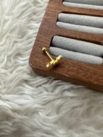 PARLAYAN BAHAR: GOLD ÇİÇEKLİ PIERCING - Görsel 2