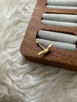 ÖZGÜRLÜĞÜN SEMBOLÜ: KANAT ŞEKLİNDE PIERCING - Görsel 2