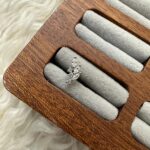 DOĞANIN ZARAFETİ: YAPRAK ŞEKLİNDE PIERCING