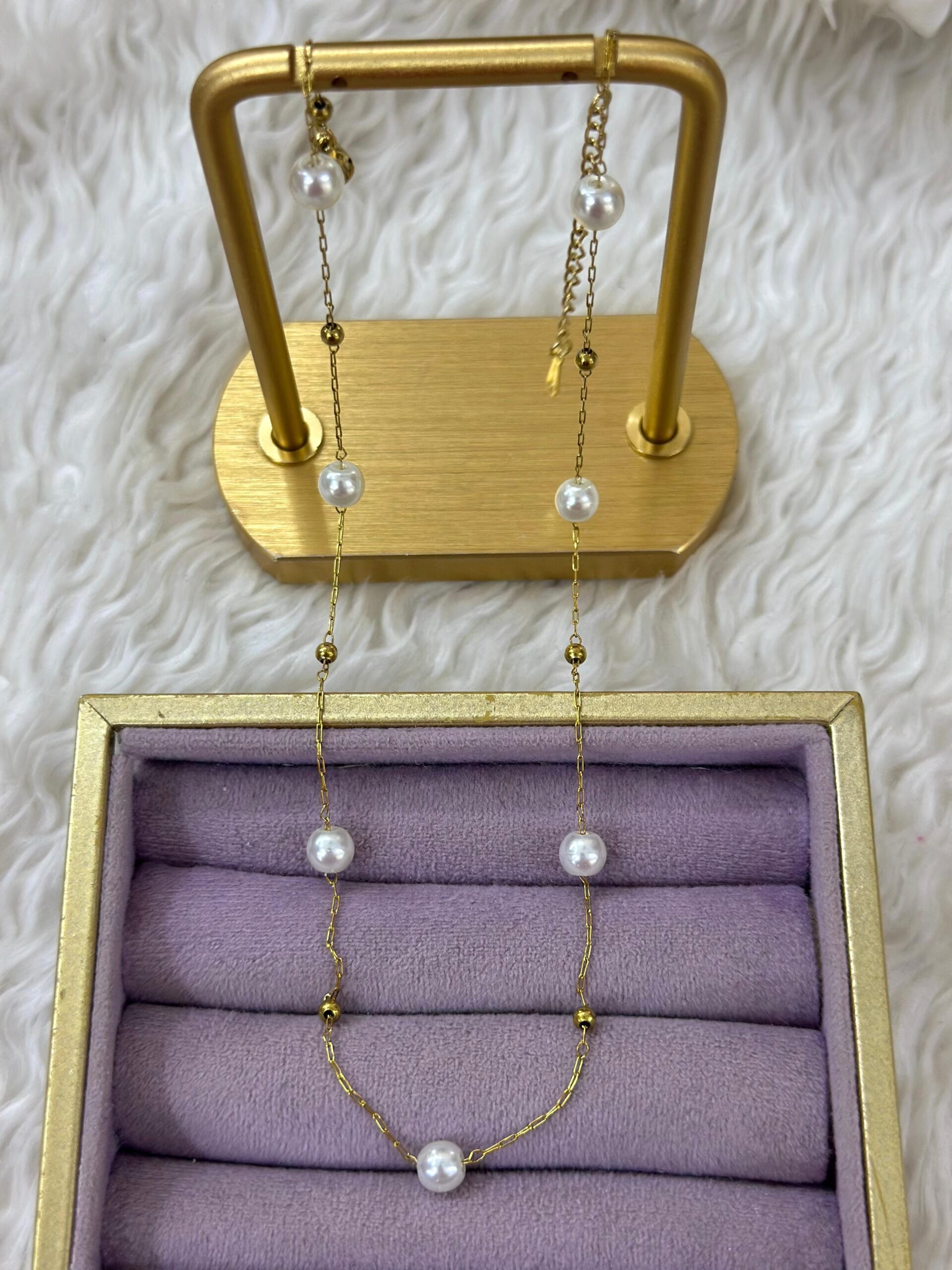 whatsapp-image-2025-12-29-at-17.jpg İnci Detaylı Gold Zincir Luxury Kolye - Görsel 1