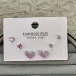 Kalp Detaylı Taşlı Mini Küpe Seti