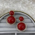 Kırmızı Mineli Gold Geometrik Sallantılı Küpe