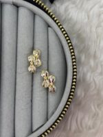 Gold Renk Fiyonk Model Zirkon Taşlı Kadın Küpe - Görsel 2