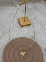 Zirkon Taşlı Güneş Işığı Figürlü Gold Renk İnce Zincir Kolye - Görsel 2