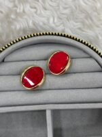Kırmızı Taş Detaylı Oval Gold Renk Küpe - Görsel 3