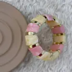Pembe Krem Desenli Gold Detaylı Bileklik