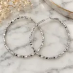 Silver Işıltılı Halka Küpe - Görsel 2