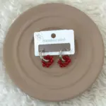 Gümüş Renkli ve Kırmızı Boncuklu Halka Çelik Küpe