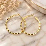 Gold Dokulu Küçük Boy Halka Küpe - Görsel 2