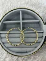Gold Işıltılı Orta Boy Halka Küpe - Görsel 3